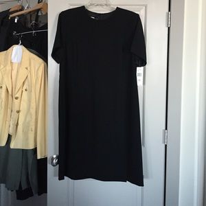 ❗️bundled❗️Classic little black dress