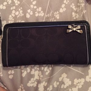 Black full zipper coach wallet