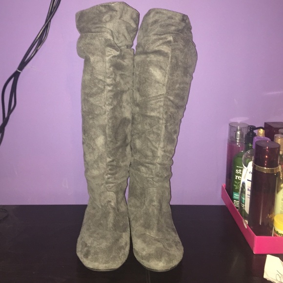 Grey Suede Knee Boots - Picture 1 of 4