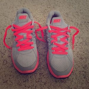 Nike womens running shoes