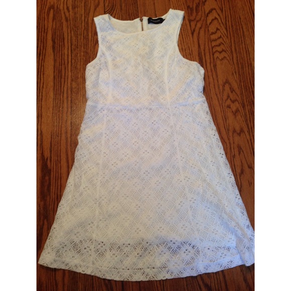 MINKPINK White Floral Lace Dress