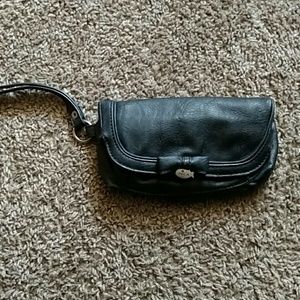 Black wristlet