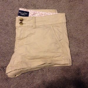 American eagle khaki shorts