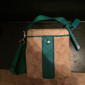 Coach purse GREAT CONDITION!