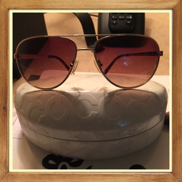 SOLD!!!!Coach Sunglasses - Picture 1 of 3