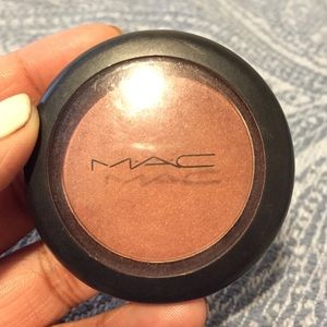 Mac powder blush
