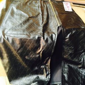 ~Pleather Style sexy Skirt~