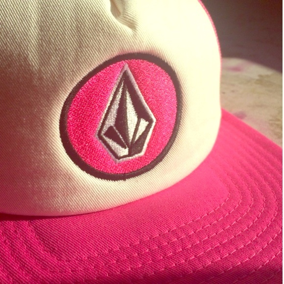 🎀 Volcom Snapback