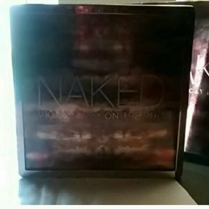 Bundle of naked and kat von d