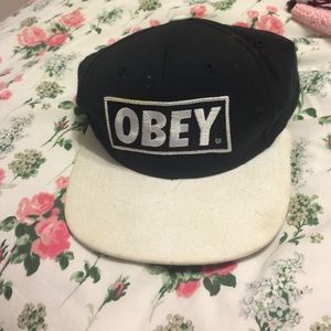 obey hat black and white