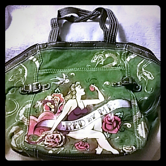 Beautiful Red by Ecko Retro pin-up Handbag