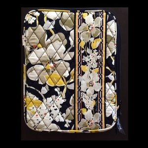 Vera Bradley Tablet Cover in Dogwood