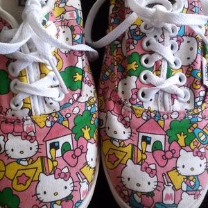 Hello Kitty Vans