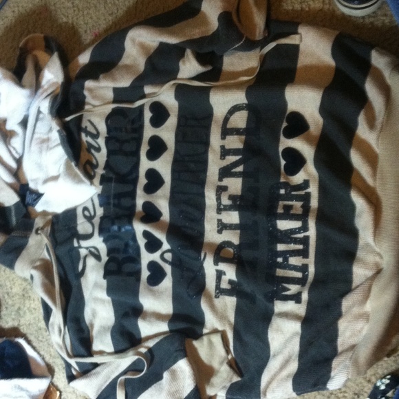 DayTrip Quarter Sleeve hoodie