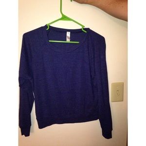 AA raglan pullover