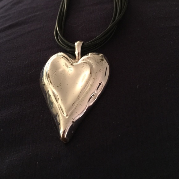 Fun necklace band with silver heart charm - Picture 2 of 2