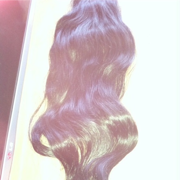 24 inch Indian wavy bundle