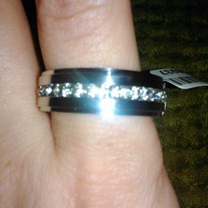 Gorgeous Ring(repost)