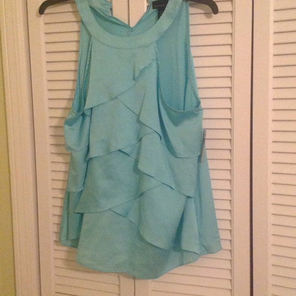 Aqua top