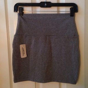 NWT grey F21 pencil skirt!