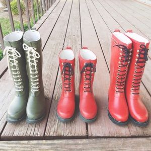 Gently used Ilse Jacobsen rain boots in size 6.
