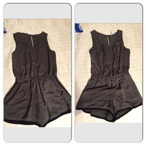 BCBGeneration Romper- Medium
