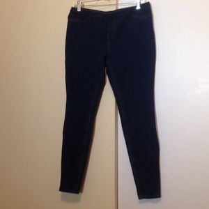 HUE Jean Leggings