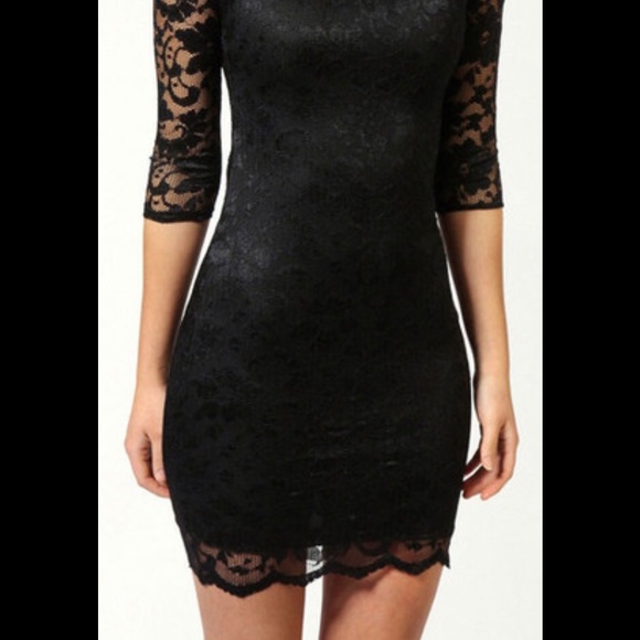 💕SALE💕.  Half Sleeve Open Back Black Dress. - Picture 2 of 3