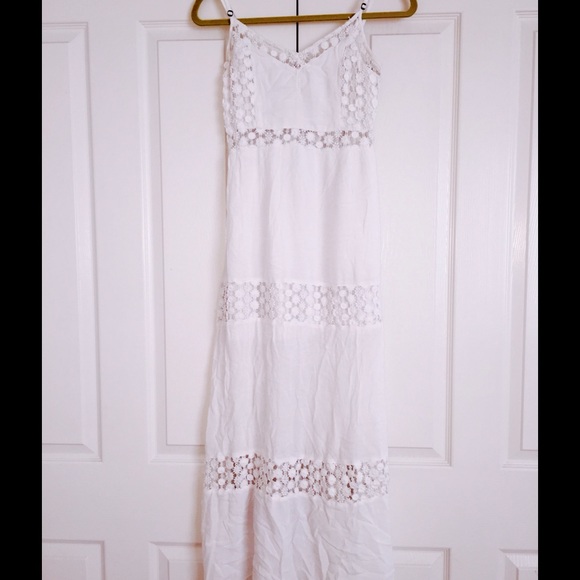 White Maxi Dress size M
