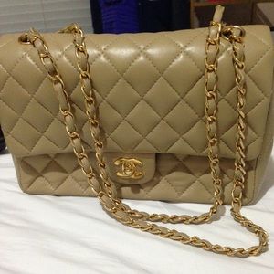 Double flap beige bag