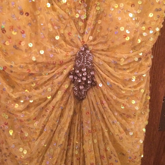 Beautiful special occasion dress - Picture 7 of 8