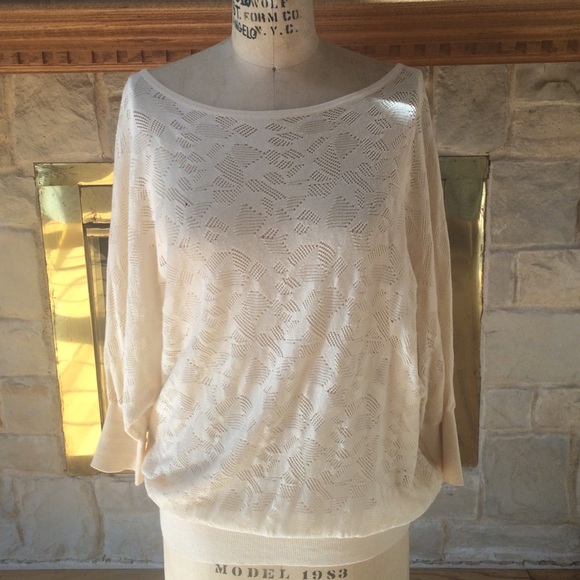 BCBGeneration Nude Top M