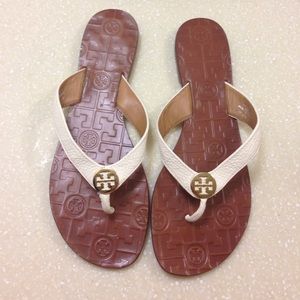 Authentic Tory burch thora sandals