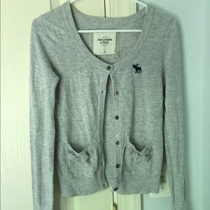Abercrombie & Fitch sweater