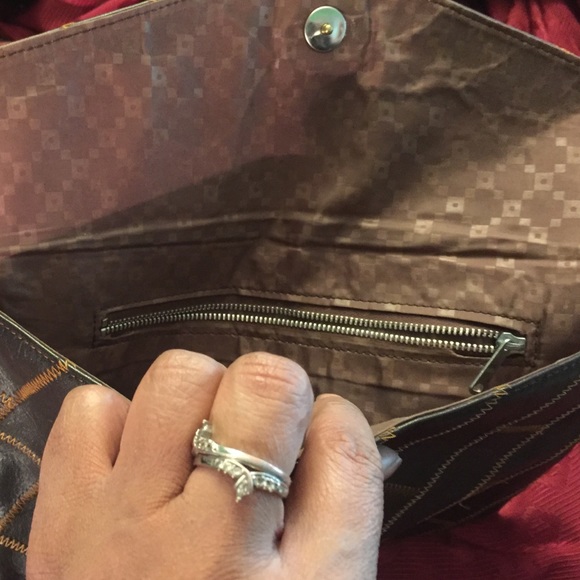 VINTAGE LEATHER PATCHWORK CLUTCH - Picture 3 of 3