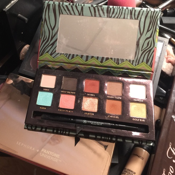 TRADE!!! ISO Lavish palette - Picture 2 of 3