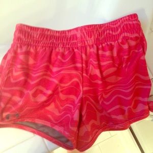*SALE* 🎉🎉Women's Under Armour shorts