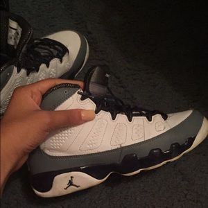 Air Jordan 9