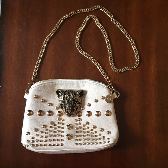 🚫Bundled🚫Leopard cross body! 🐯