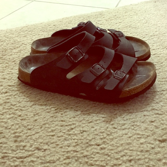 GUC birkis size 8