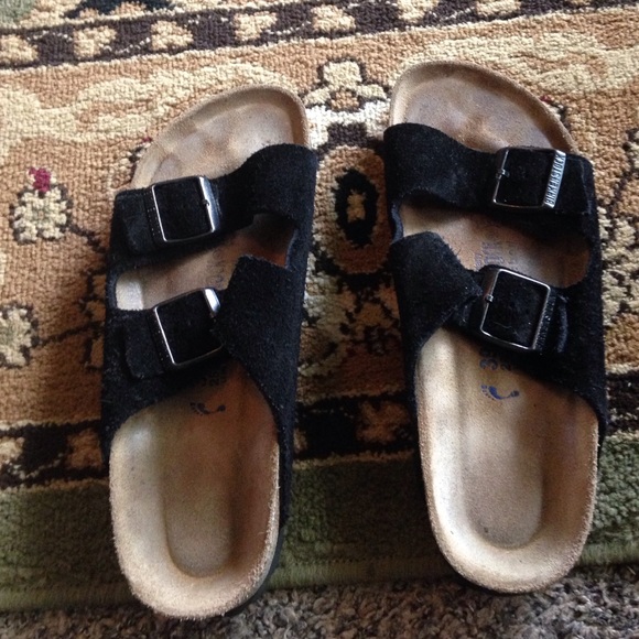 Birkenstock Shoes - Birkenstock Arizona sandals in black size 39N