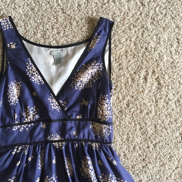 🔱SOLD 🔱Anthropologie floral silk dress - Picture 3 of 3