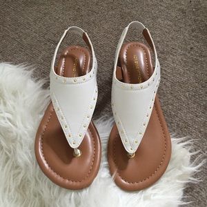 ADRIENNE VITTADINI Cordelia Studded Sandals White