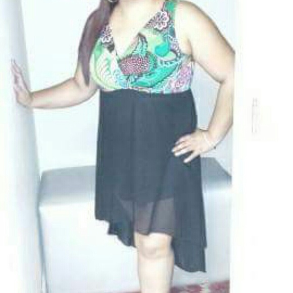 Dress - Picture 2 of 2