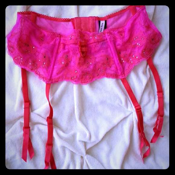 Crystal embellished pink nwot VS garter sz xs/s