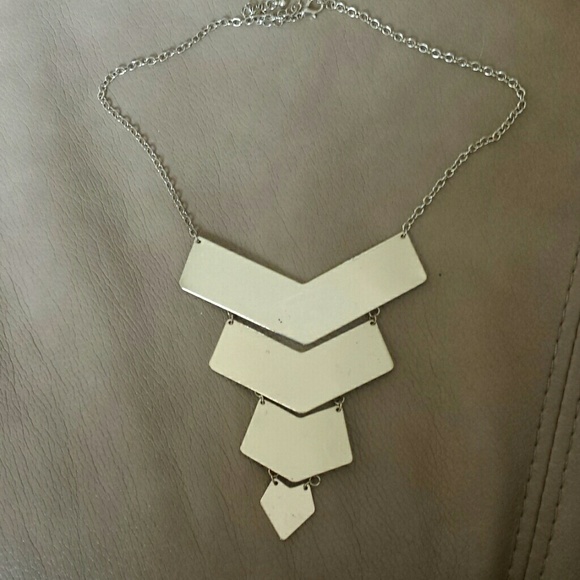 ❌BUNDLED❌AZTEC BIB NECKLACE