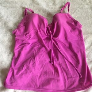 VS tankini top size 34d and bottom size medium