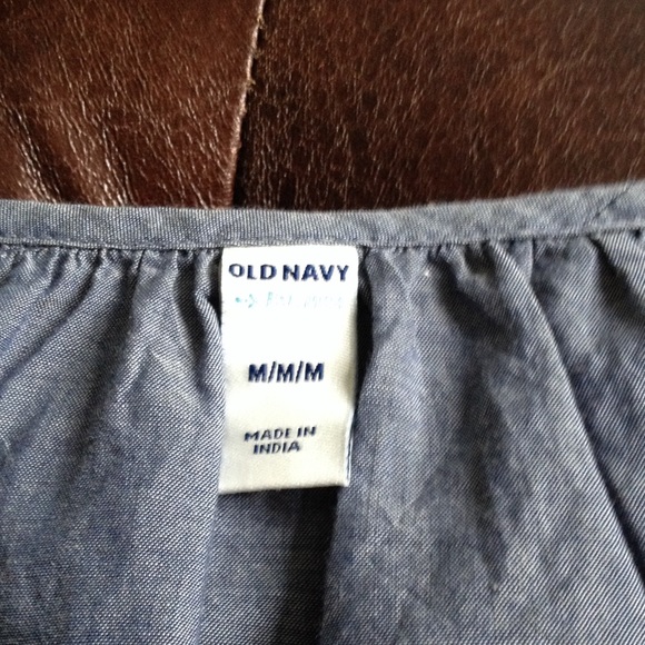 Top - Picture 2 of 2