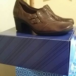 Bass brown shoes