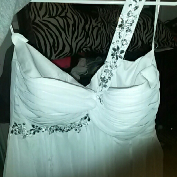 Bridesmaid/prom cocktail above knee dress